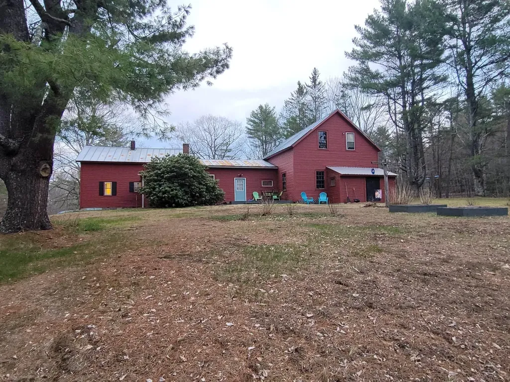 61 Pine Knoll Road Winthrop ME 04364