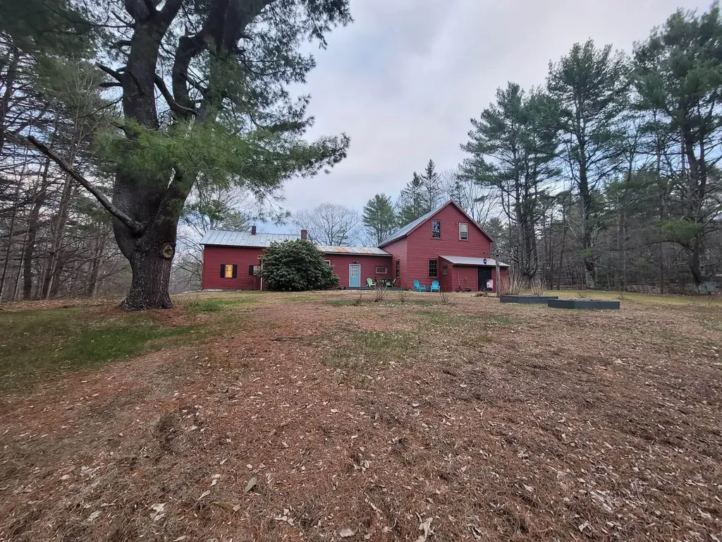 61 Pine Knoll Road Winthrop ME 04364