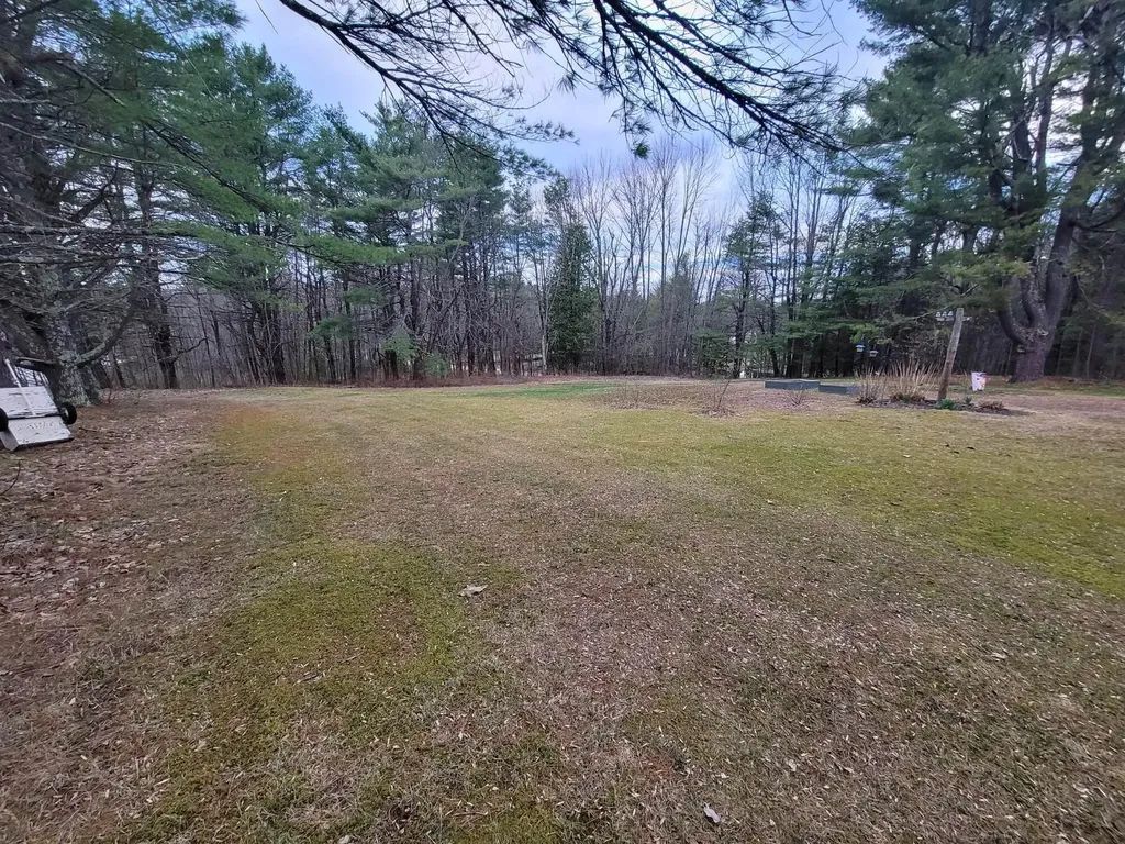 61 Pine Knoll Road Winthrop ME 04364
