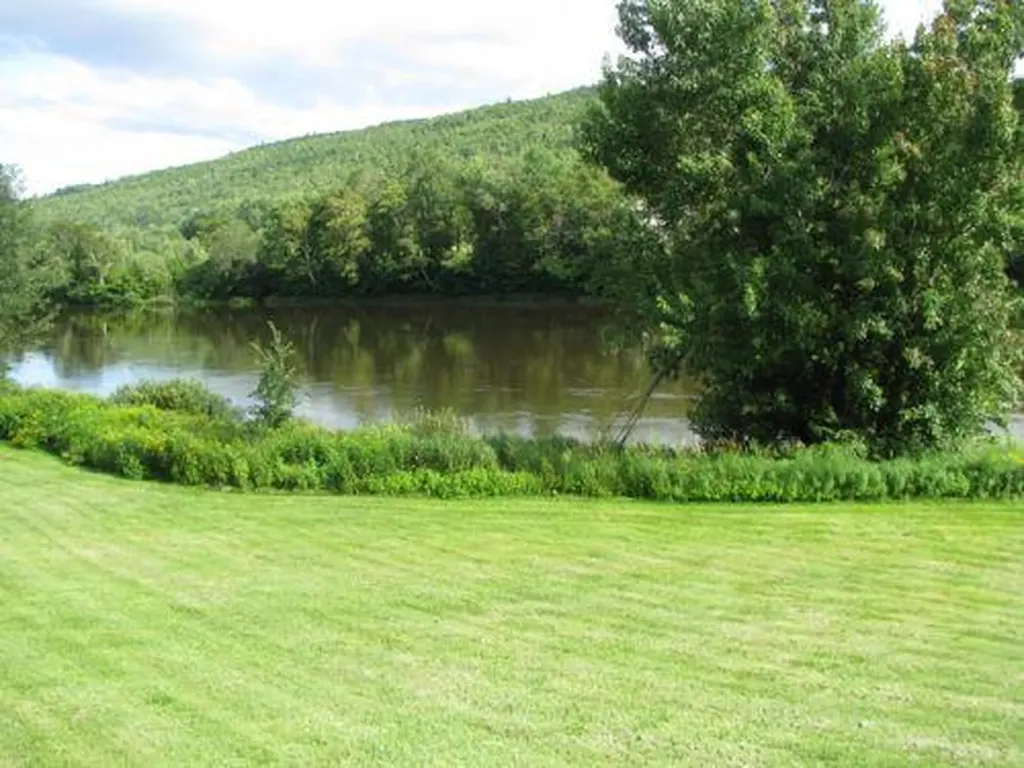 1267 Route 2 Rumford ME 04276