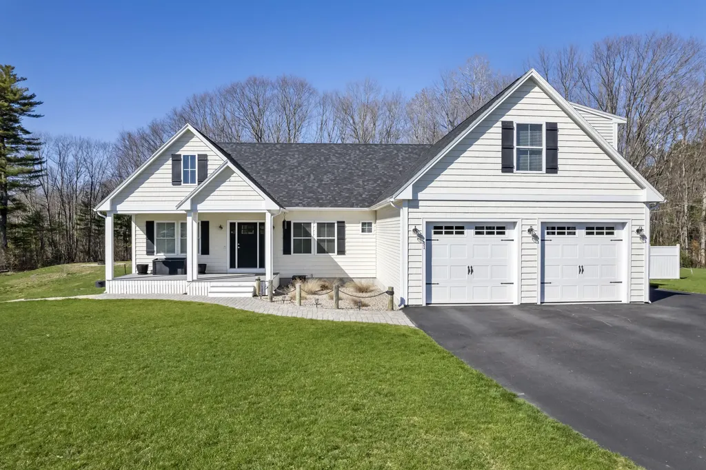 11 Higgins Drive Kennebunk ME 04043