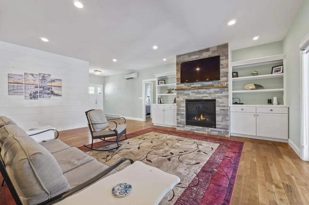 11 Higgins Drive Kennebunk ME 04043