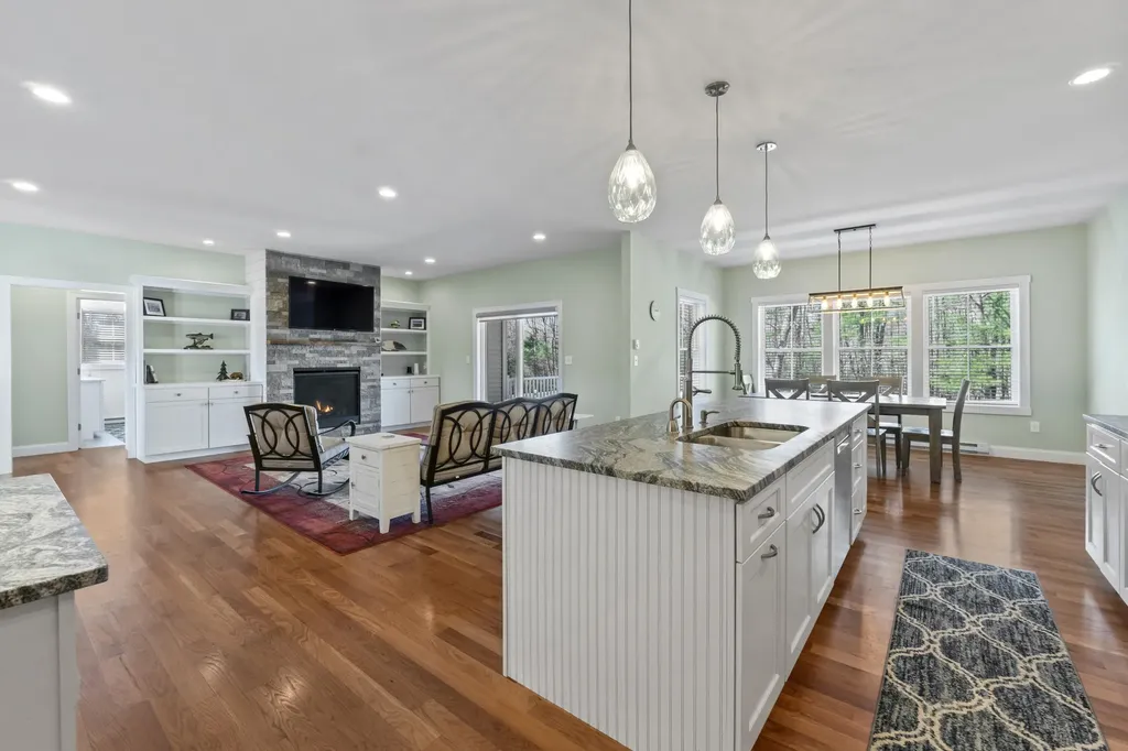 11 Higgins Drive Kennebunk ME 04043