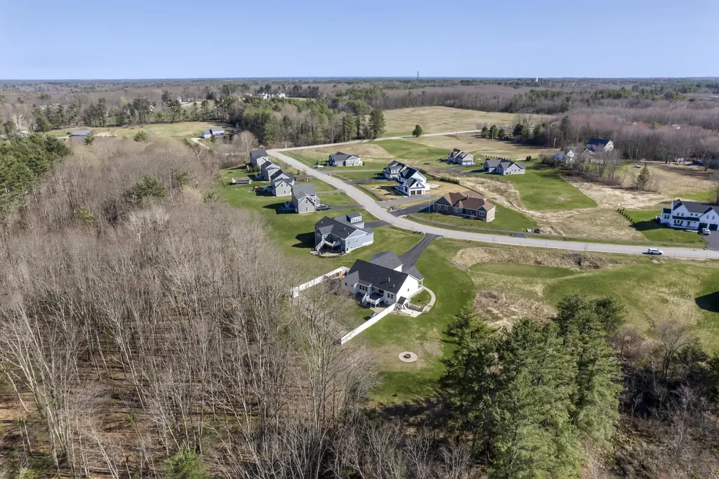 11 Higgins Drive Kennebunk ME 04043