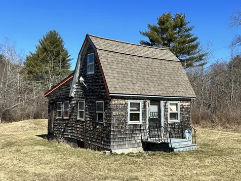 343 Hopkins Road Washington ME 04574