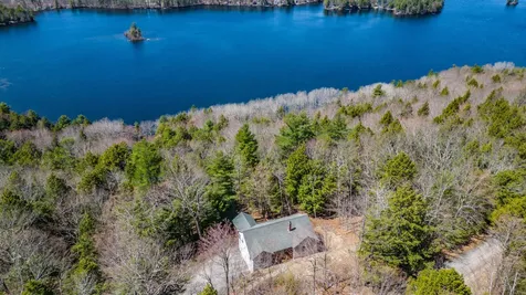 42 Winding Way Raymond ME 04071
