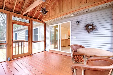 42 Winding Way Raymond ME 04071