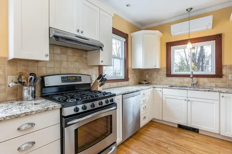19 Richardson Street Portland ME 04103
