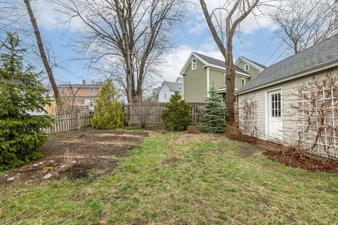 19 Richardson Street Portland ME 04103