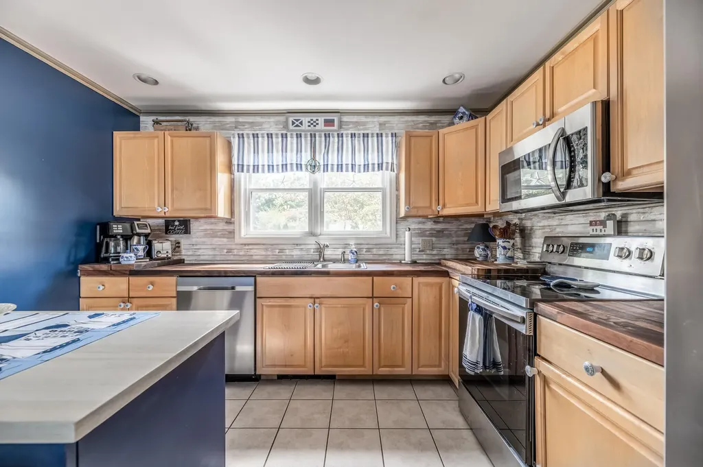 28 Harbor View Drive Stockton Springs ME 04981