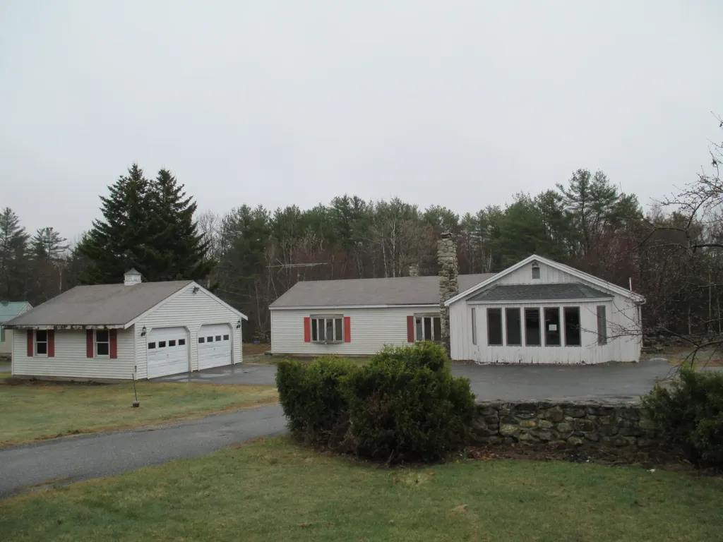 493 Litchfield Road Bowdoin ME 04287