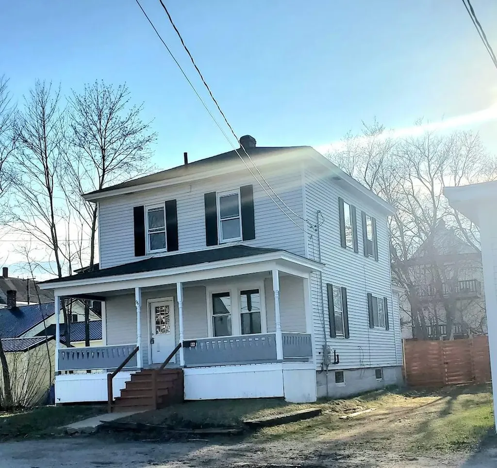 96 Aroostook Avenue Millinocket ME 04462