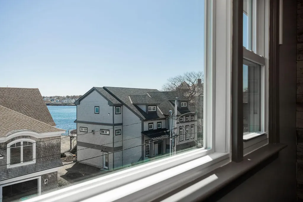 90 Freeman Street York ME 03909