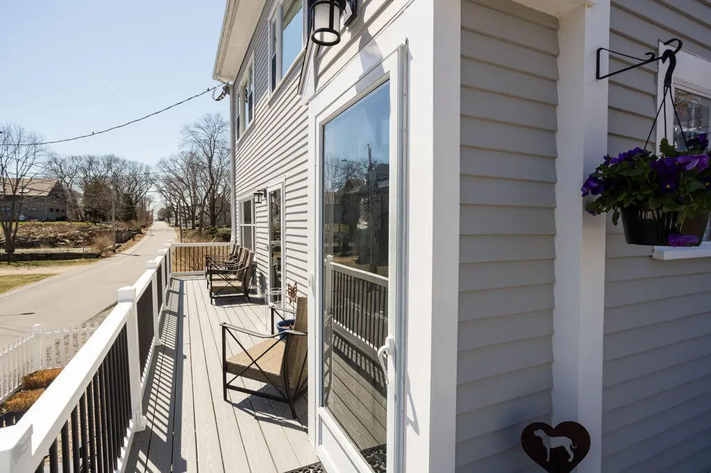 90 Freeman Street York ME 03909