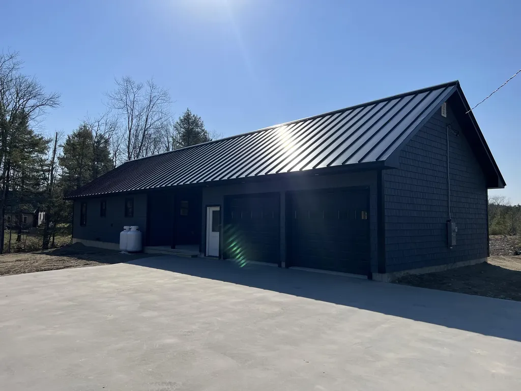 1314 Old Augusta Road Waldoboro ME 04572