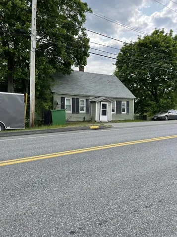 301 Maine Avenue Farmingdale ME 04344