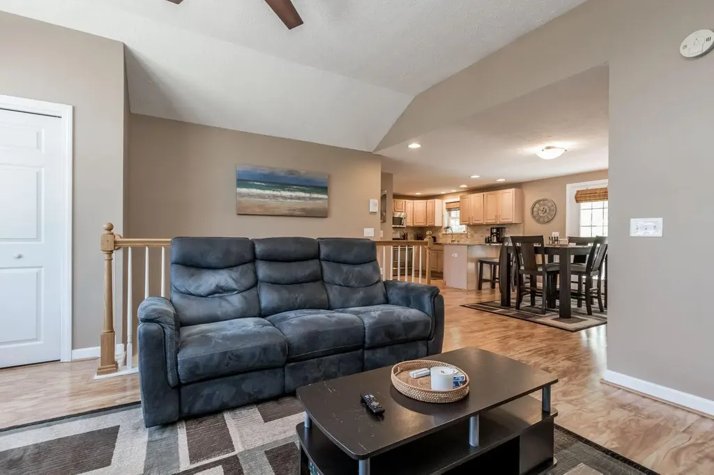 214 North Street Saco ME 04072