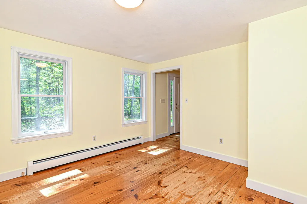 8 Chapman Lane Kennebunk ME 04043