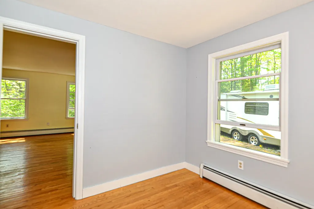 8 Chapman Lane Kennebunk ME 04043