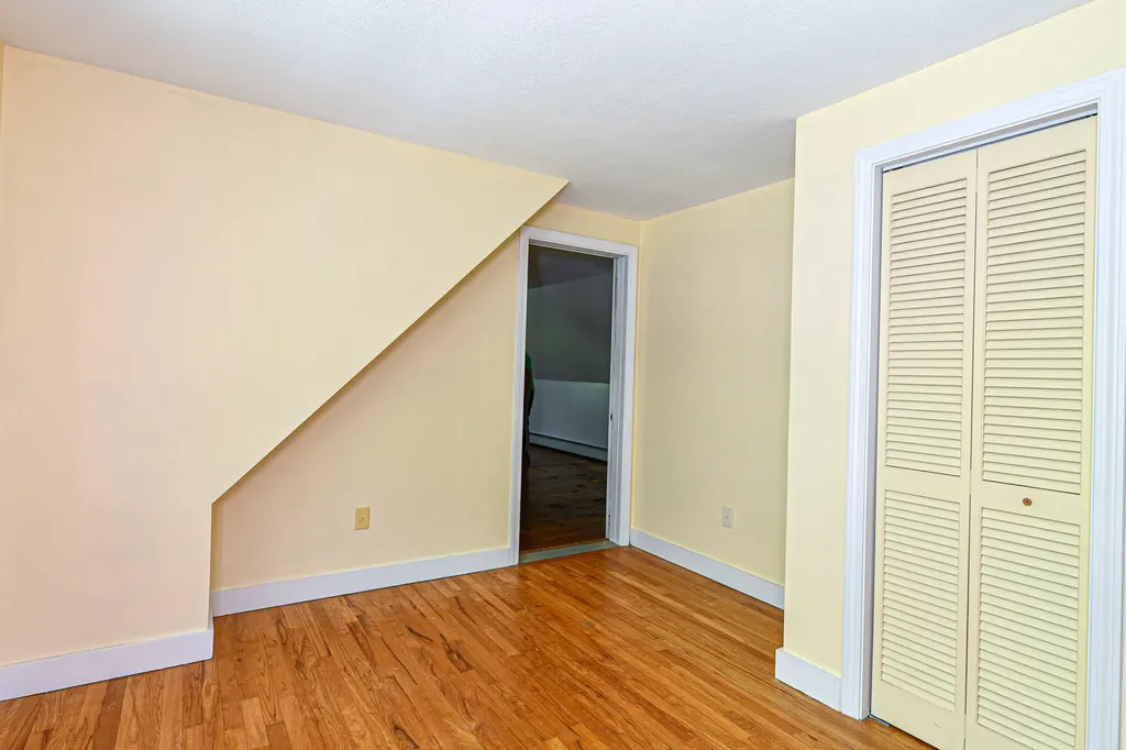 8 Chapman Lane Kennebunk ME 04043
