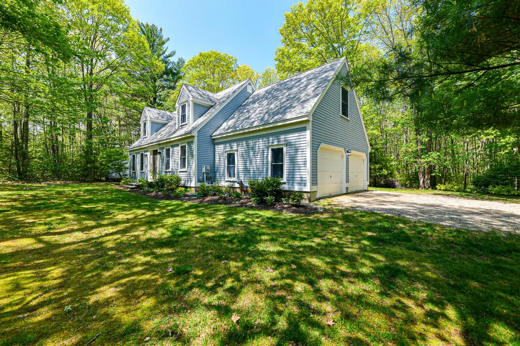 8 Chapman Lane Kennebunk ME 04043
