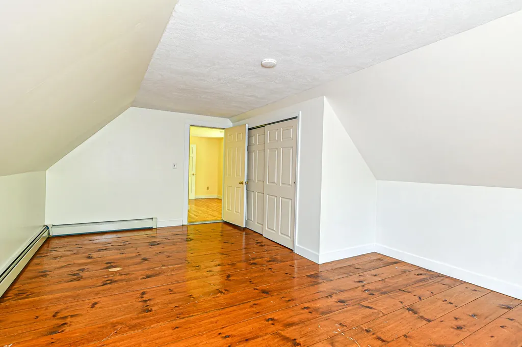 8 Chapman Lane Kennebunk ME 04043