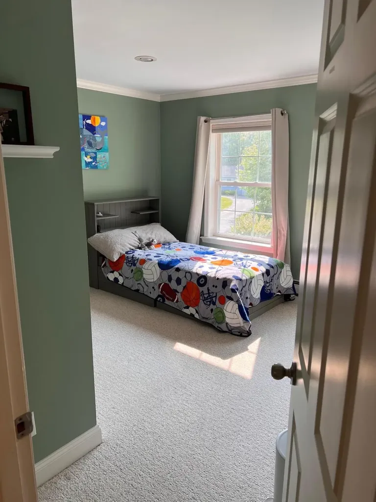 2 Richards Way Saco ME 04072