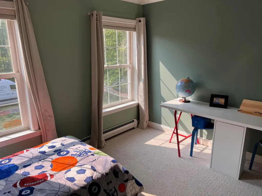 2 Richards Way Saco ME 04072