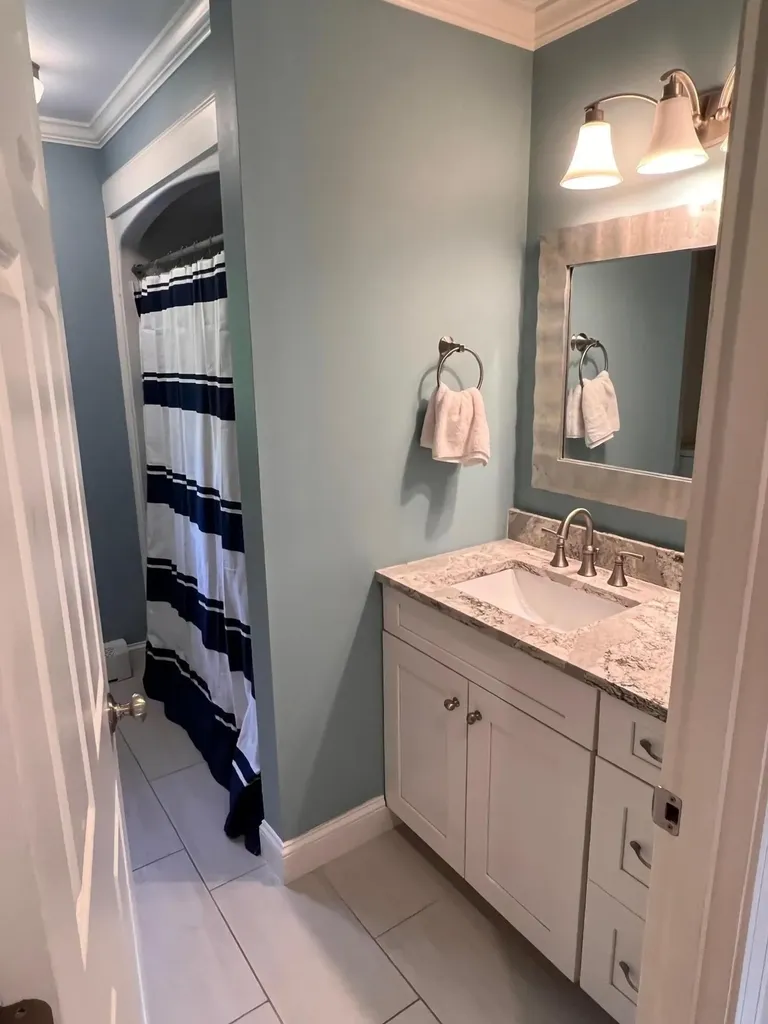 2 Richards Way Saco ME 04072