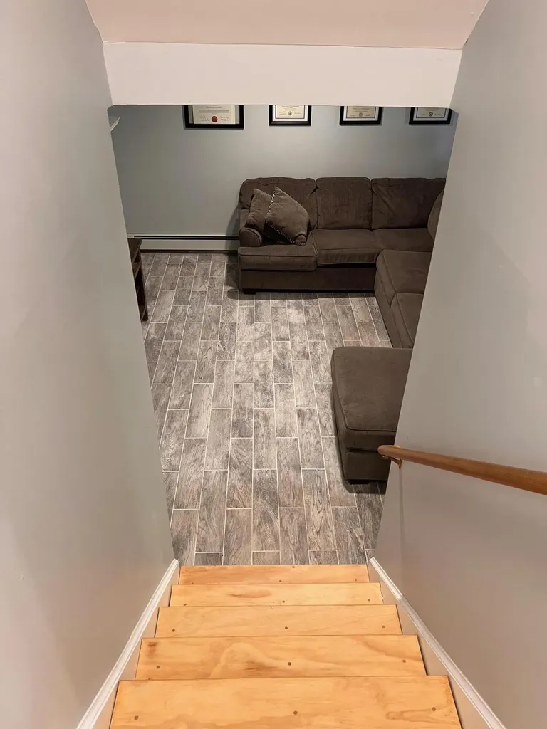 2 Richards Way Saco ME 04072