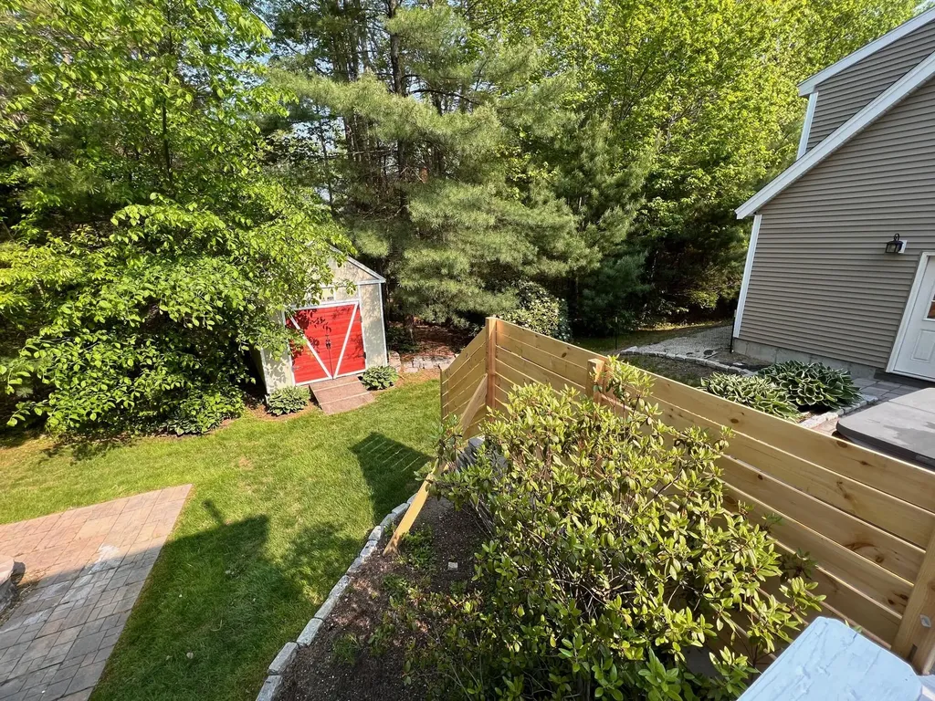 2 Richards Way Saco ME 04072