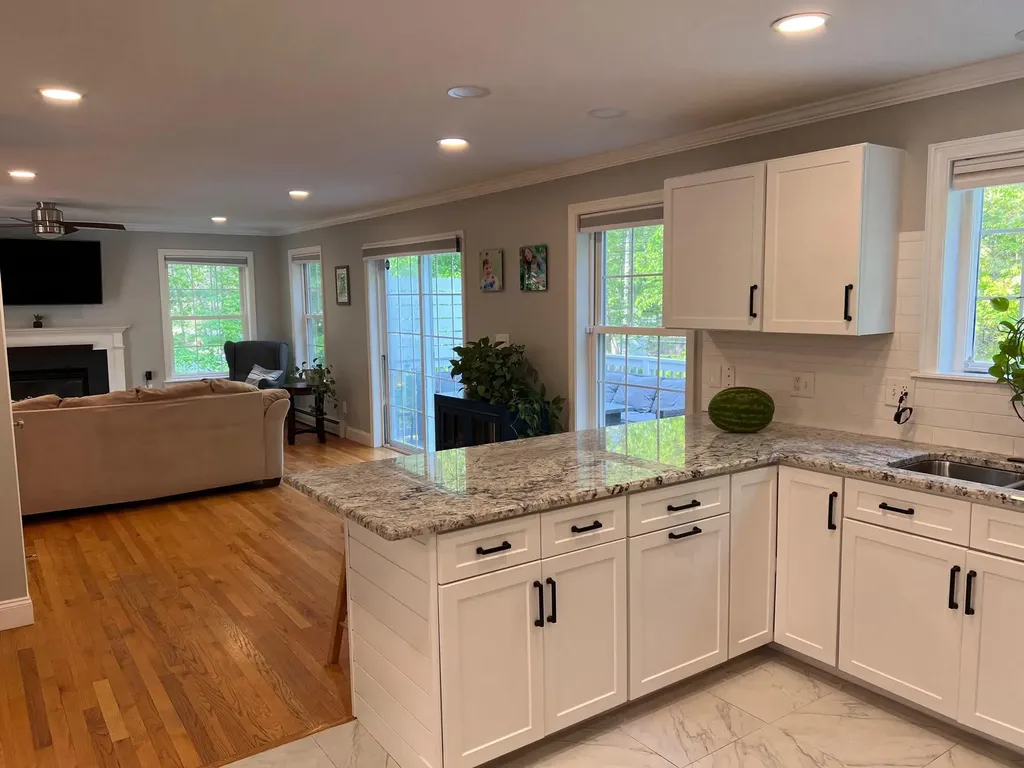 2 Richards Way Saco ME 04072