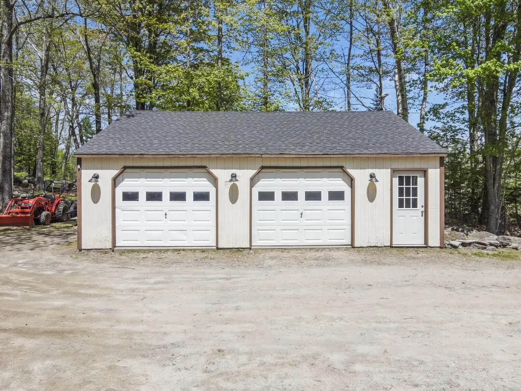 222 Neck Road West Gardiner ME 04345