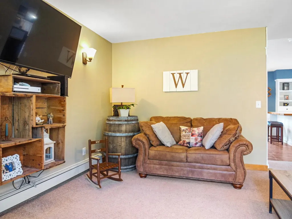 222 Neck Road West Gardiner ME 04345