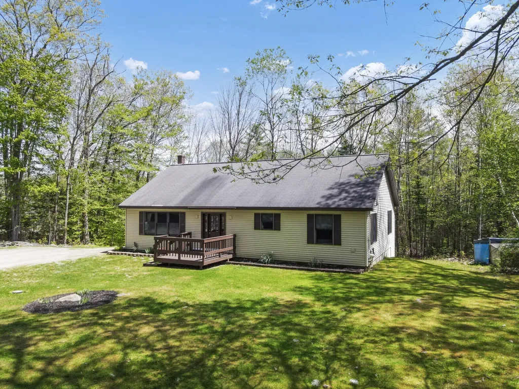222 Neck Road West Gardiner ME 04345