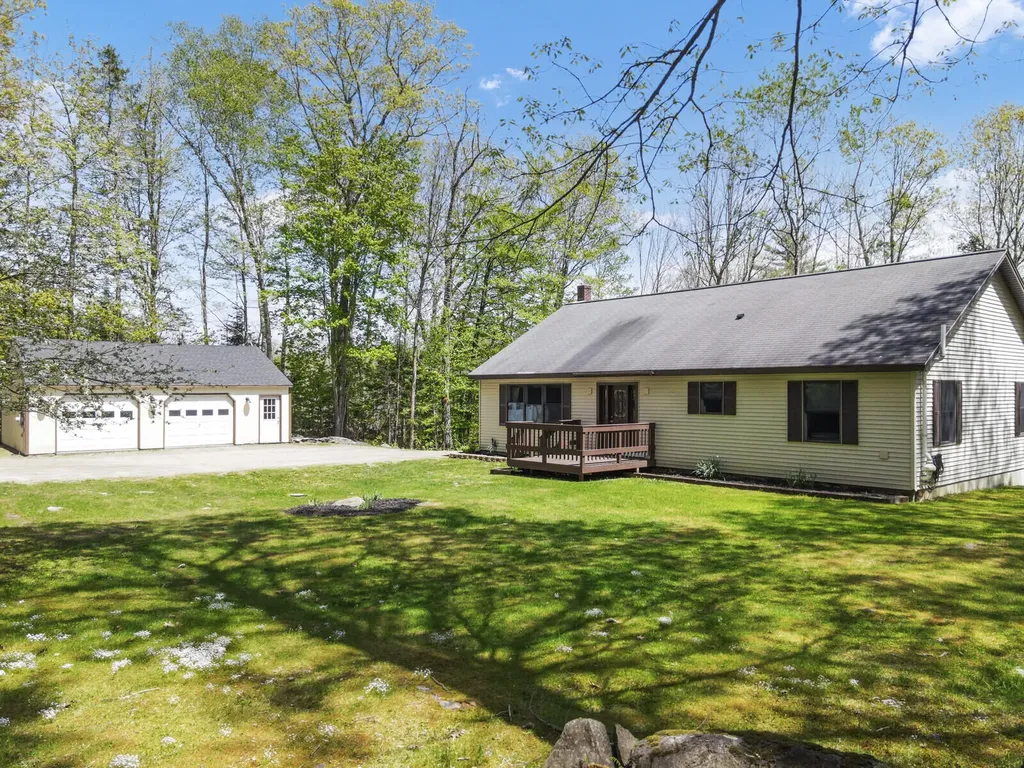 222 Neck Road West Gardiner ME 04345