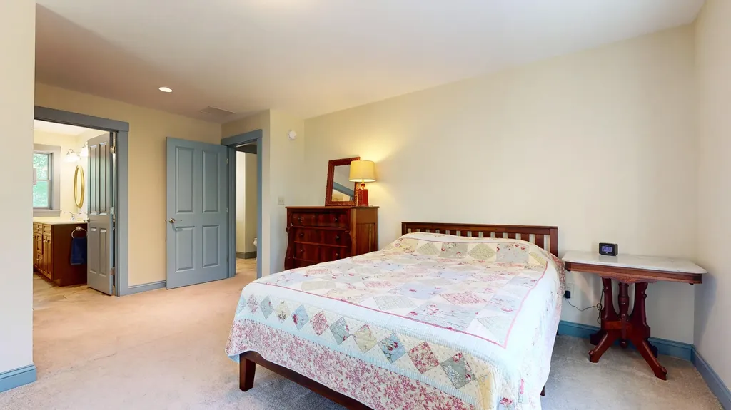 19 New Adams Road Kennebunkport ME 04046