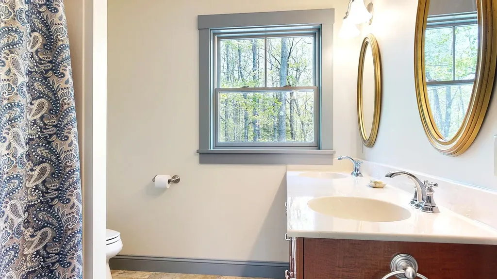 19 New Adams Road Kennebunkport ME 04046