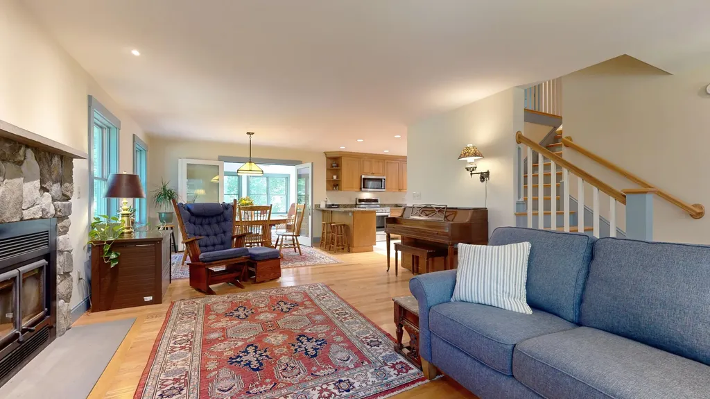 19 New Adams Road Kennebunkport ME 04046