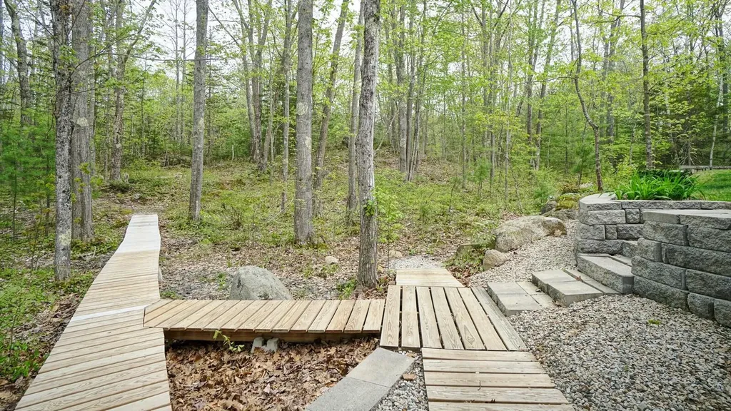 19 New Adams Road Kennebunkport ME 04046