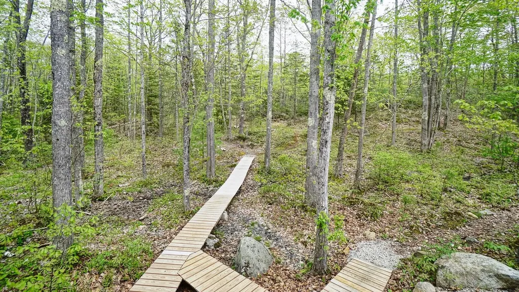 19 New Adams Road Kennebunkport ME 04046