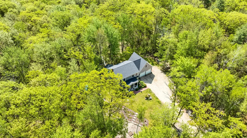 19 New Adams Road Kennebunkport ME 04046