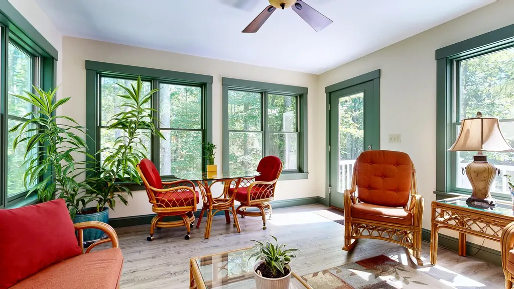 19 New Adams Road Kennebunkport ME 04046
