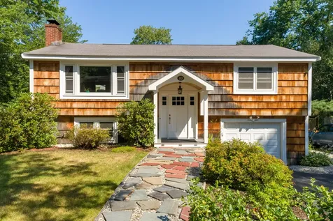 10 Deacon Road Yarmouth ME 04096