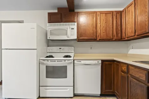 872 Riverside Street Portland ME 04103