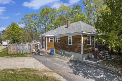 872 Riverside Street Portland ME 04103
