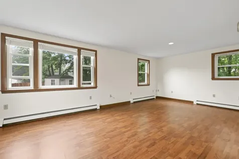 872 Riverside Street Portland ME 04103