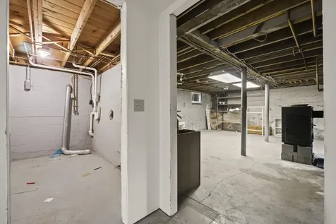 872 Riverside Street Portland ME 04103