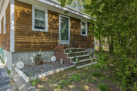 872 Riverside Street Portland ME 04103