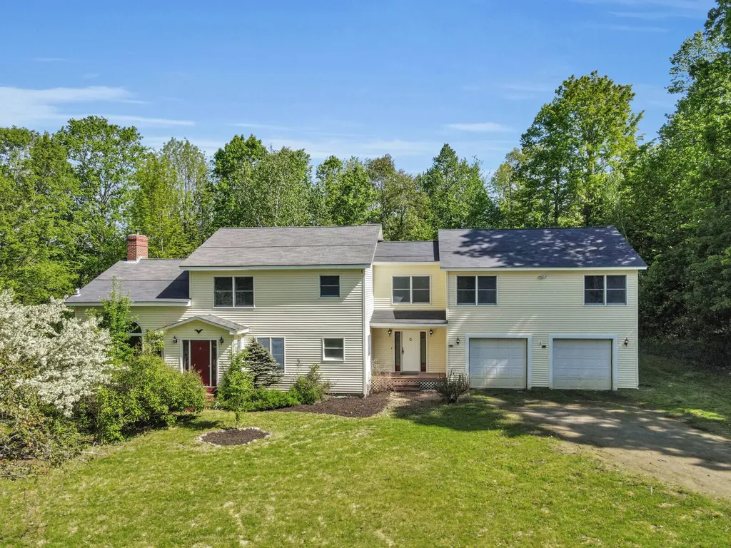 352 Crowell Hill Road Vassalboro ME 04989